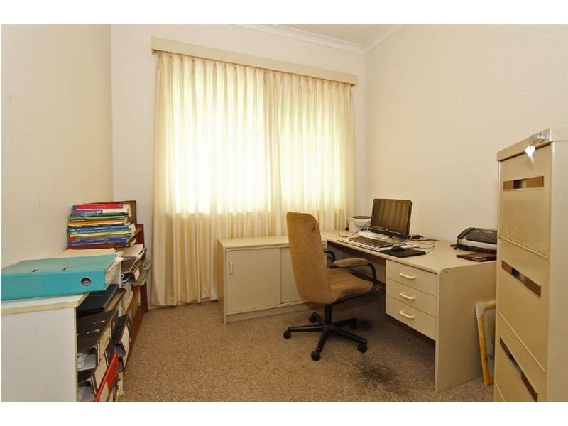 95 Postans Road, Hope Valley WA 6165