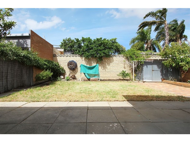 2b Graham Street, Spearwood WA 6163