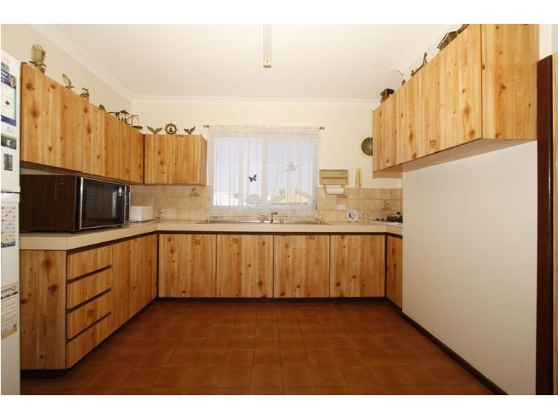 40 Hartley Street, Coolbellup WA 6163