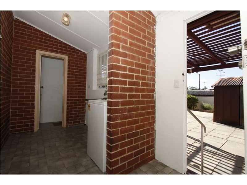 40 Hartley Street, Coolbellup WA 6163