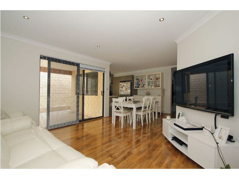 38 Peppermint Gardens, Aubin Grove WA 6164