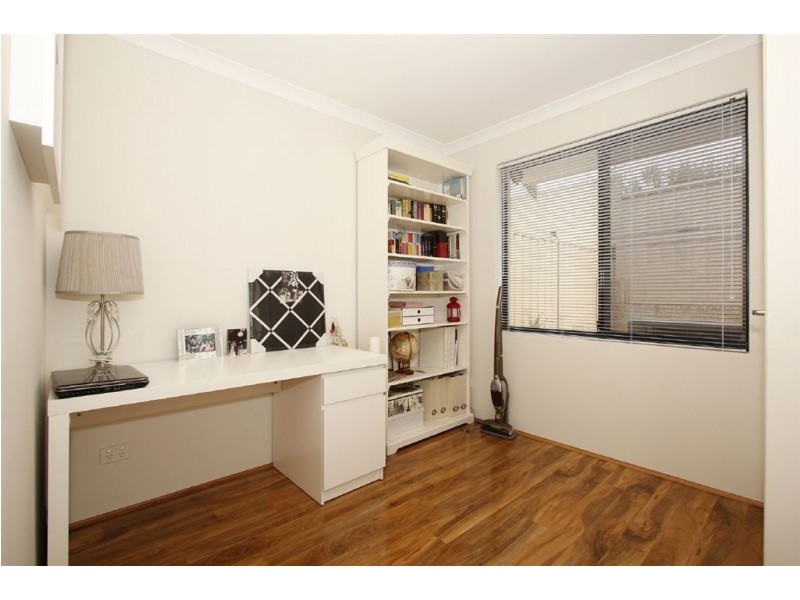 38 Peppermint Gardens, Aubin Grove WA 6164