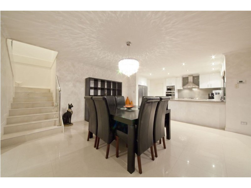 13 Tindal Avenue, Yangebup WA 6164