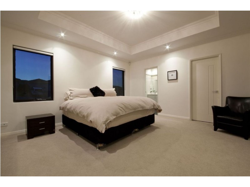 13 Tindal Avenue, Yangebup WA 6164