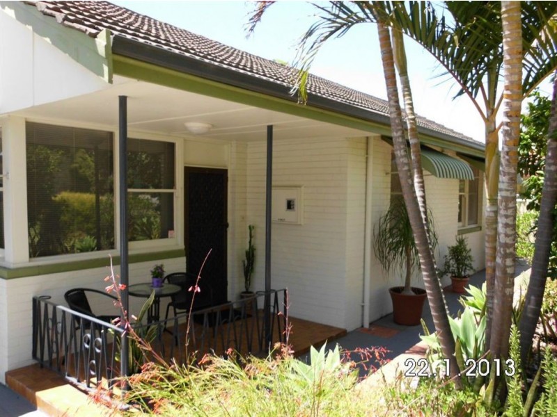 24 Leece Street, Coolbellup WA 6163