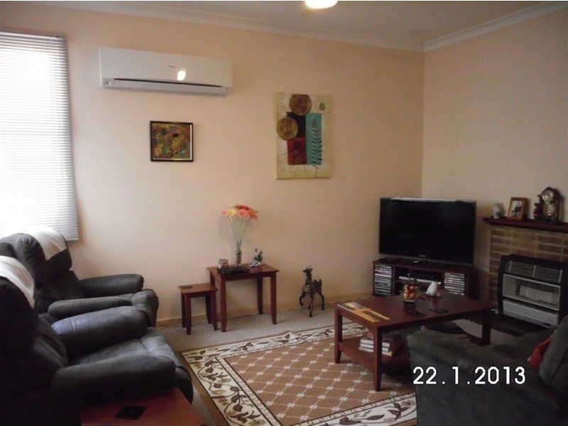 24 Leece Street, Coolbellup WA 6163