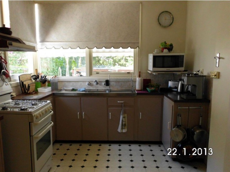 24 Leece Street, Coolbellup WA 6163