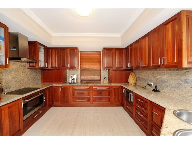 25 Mayor Road, Coogee WA 6166