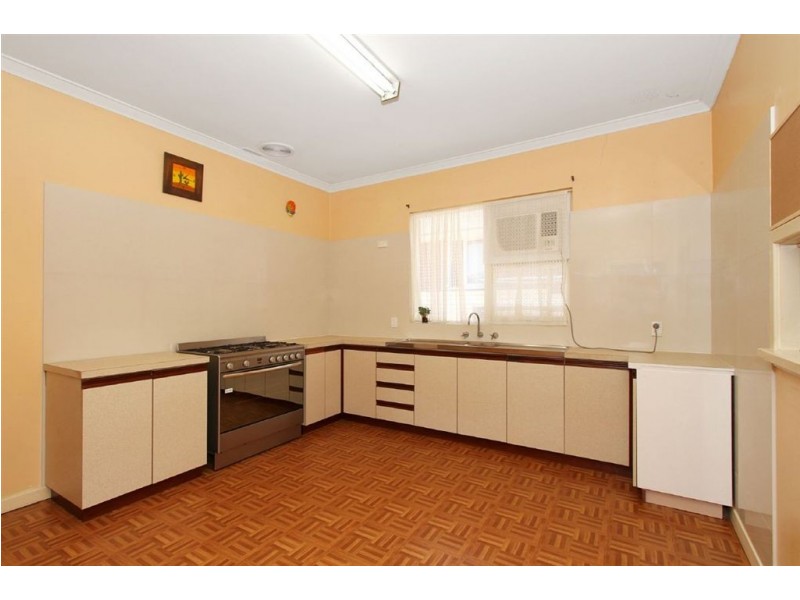 34 O’Connell Street, Hamilton Hill WA 6163