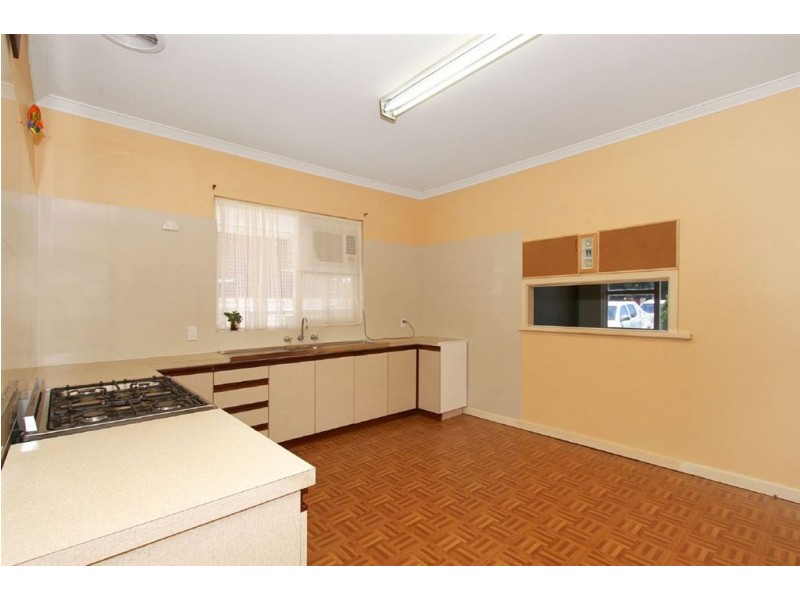 34 O’Connell Street, Hamilton Hill WA 6163