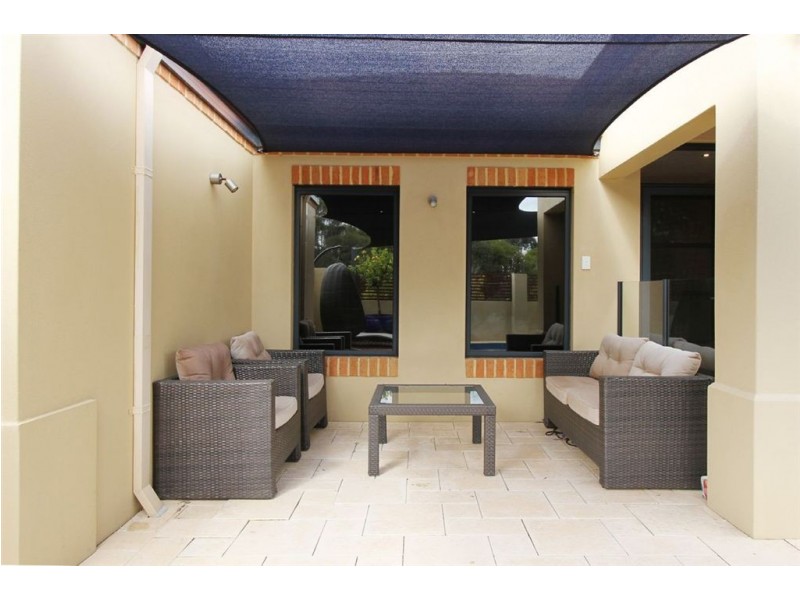 18 Kurrajong Approach, Atwell WA 6164