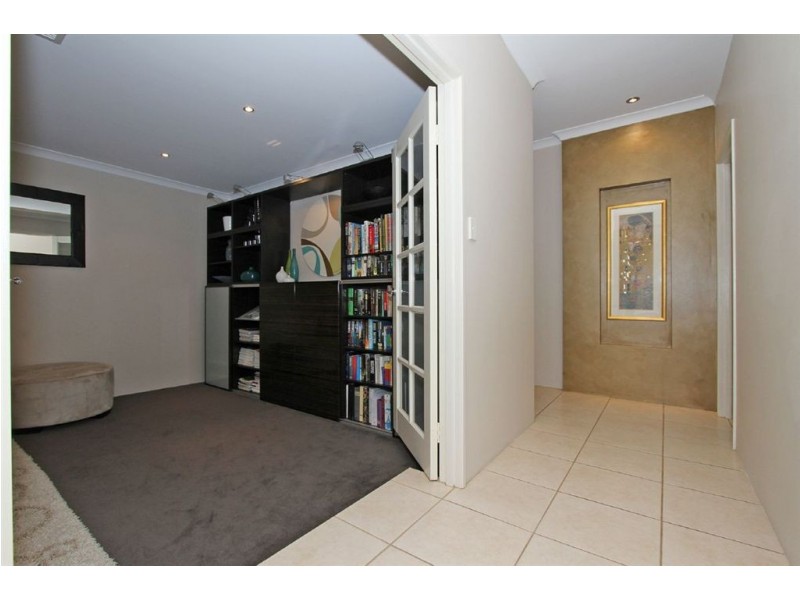 18 Kurrajong Approach, Atwell WA 6164
