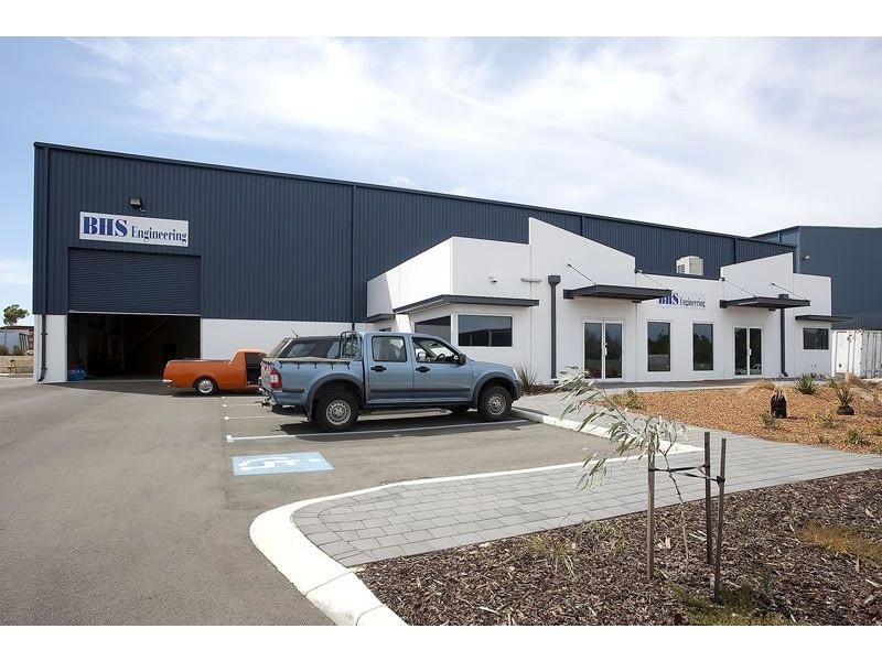 28 & 28a Stuart Drive, Henderson WA 6166