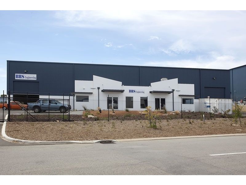 28 & 28a Stuart Drive, Henderson WA 6166