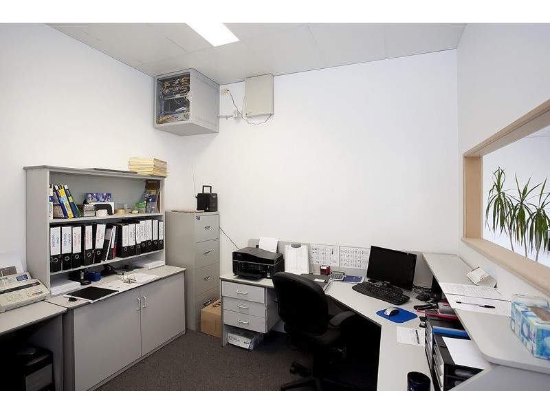 28 & 28a Stuart Drive, Henderson WA 6166