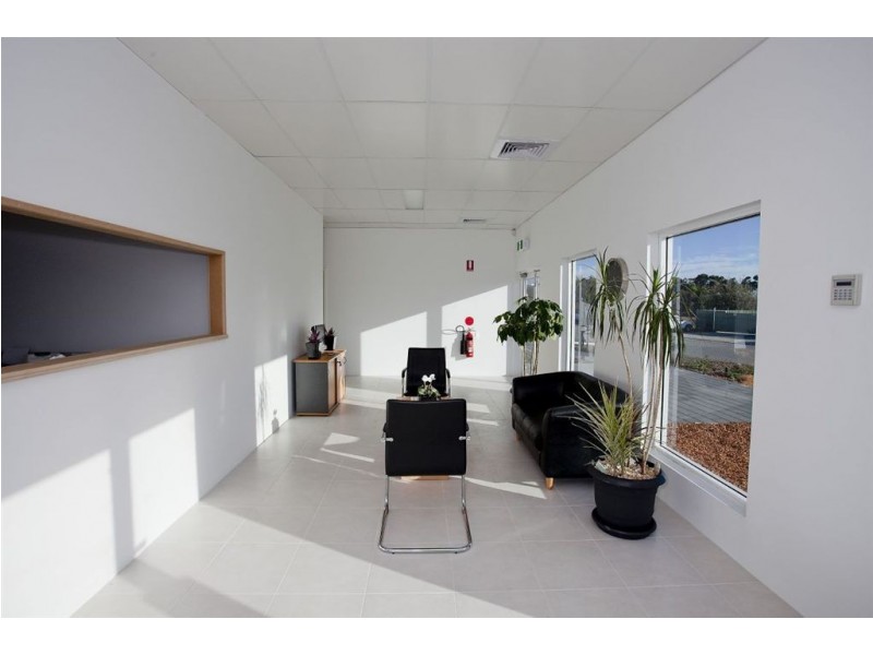 28 & 28a Stuart Drive, Henderson WA 6166