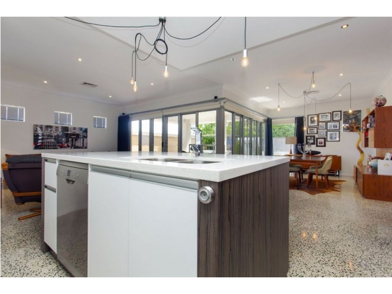 48a Wheeler Road, Hamilton Hill WA 6163
