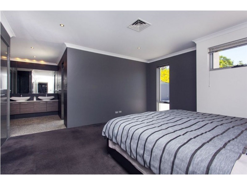 48a Wheeler Road, Hamilton Hill WA 6163