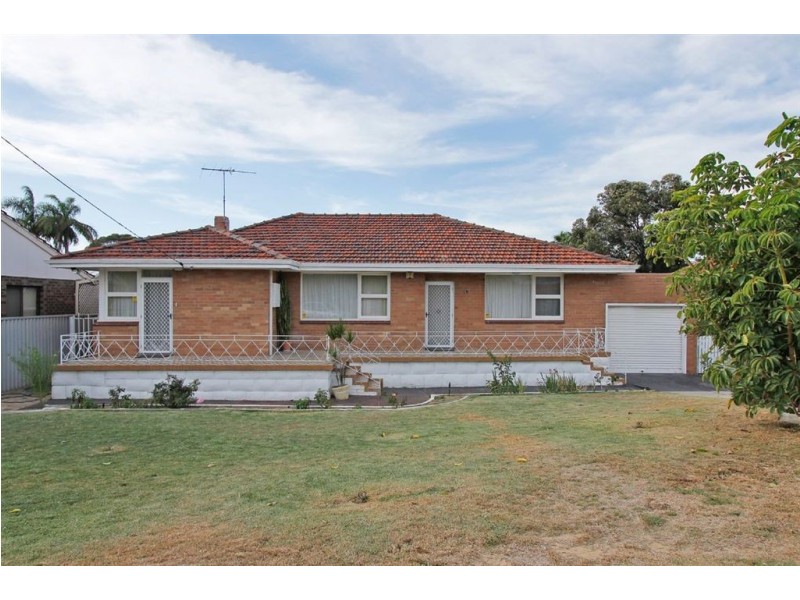 34 Forrest Road, Hamilton Hill WA 6163