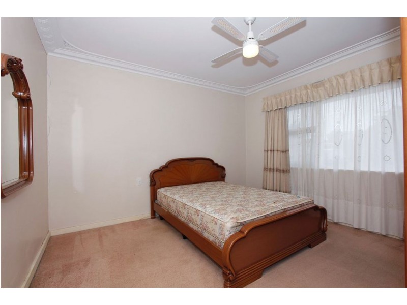 34 Forrest Road, Hamilton Hill WA 6163