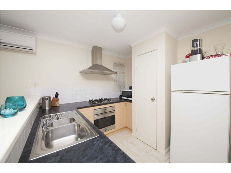 8/16 Bonito Place, Yangebup WA 6164