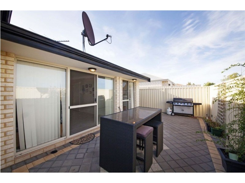 8/16 Bonito Place, Yangebup WA 6164