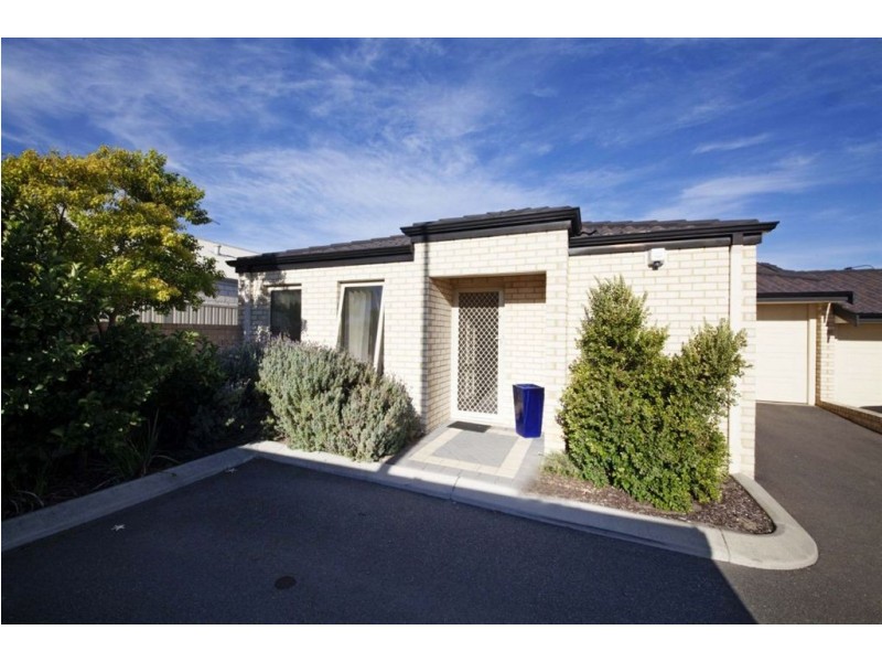 8/16 Bonito Place, Yangebup WA 6164