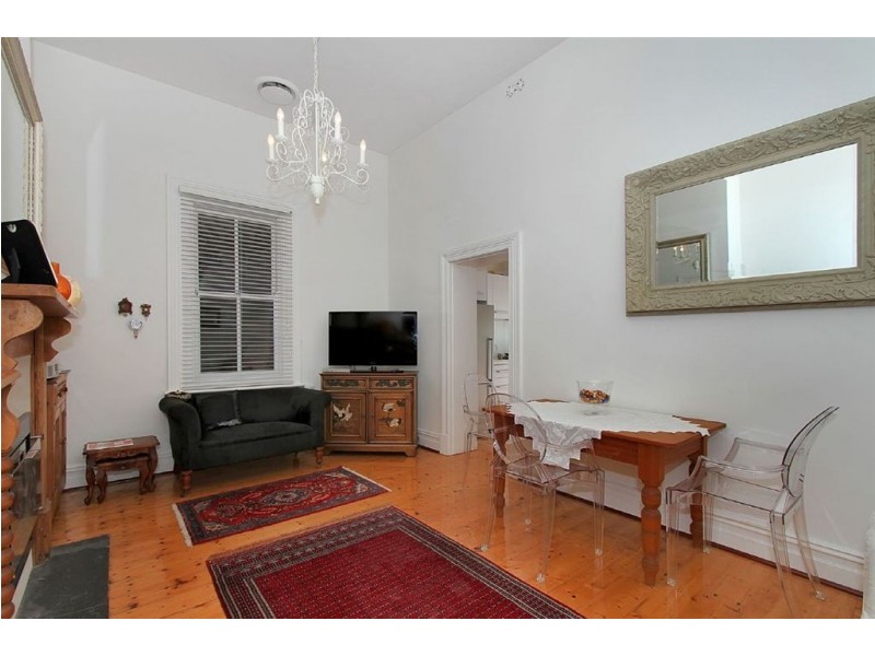 18 Nairn Street, Fremantle WA 6160