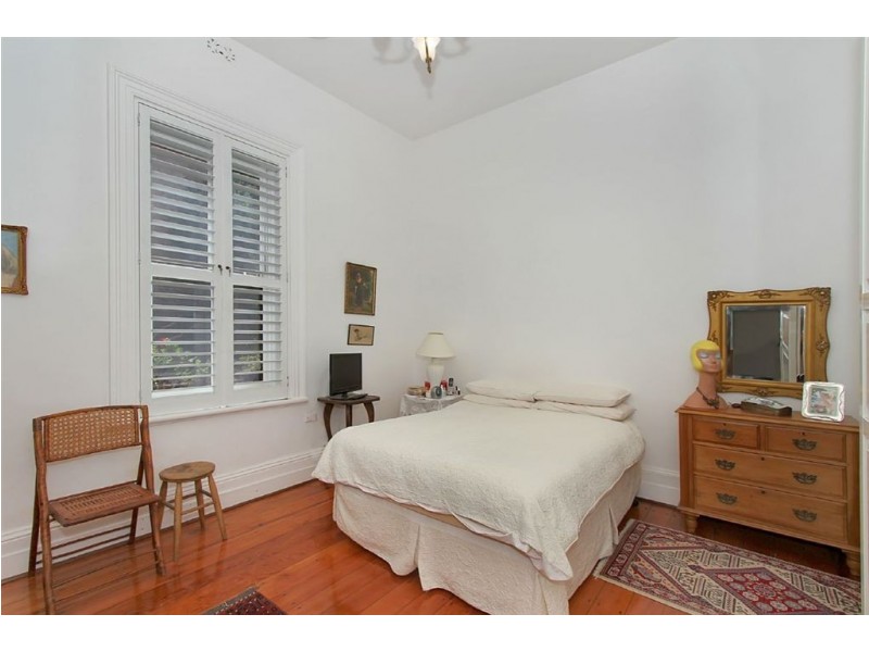 18 Nairn Street, Fremantle WA 6160