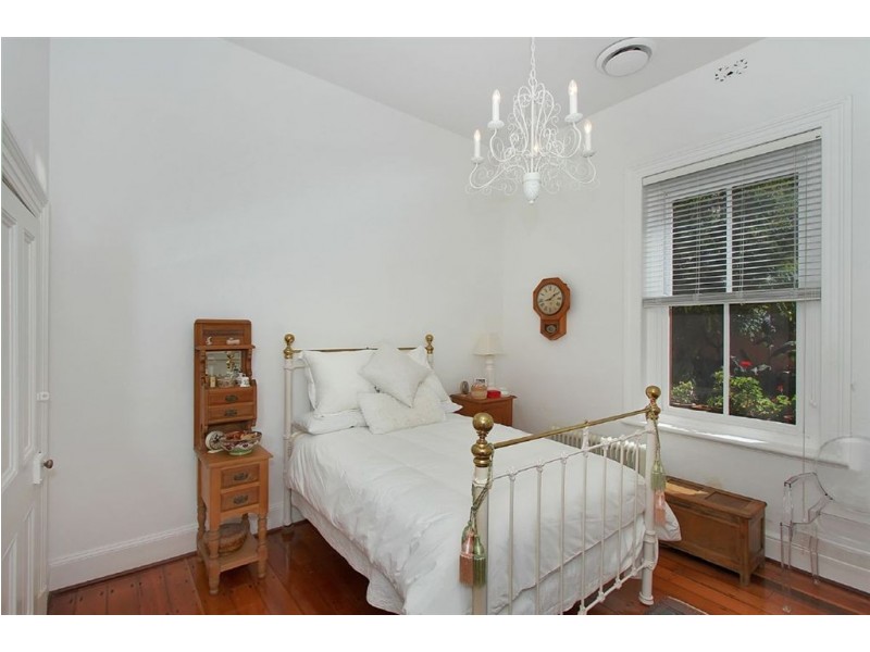 18 Nairn Street, Fremantle WA 6160