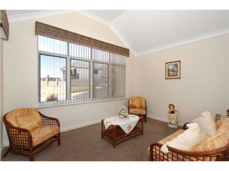 16 Capri Rise, Yangebup WA 6164