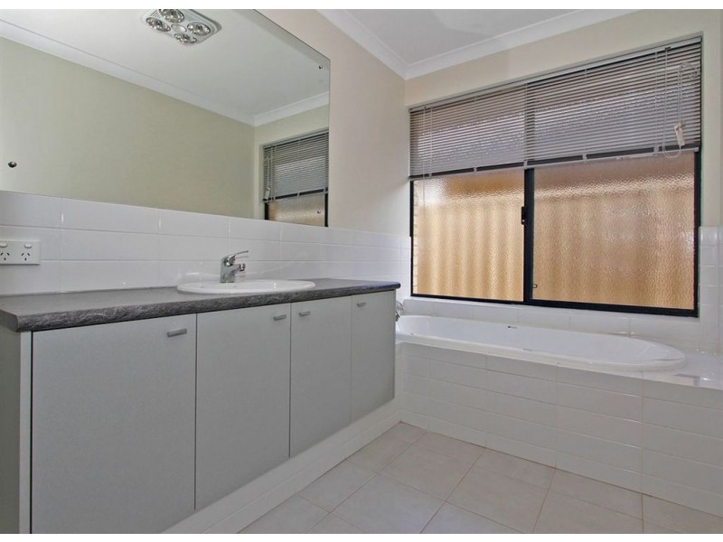 7 Friarbird Terrace, Beeliar WA 6164