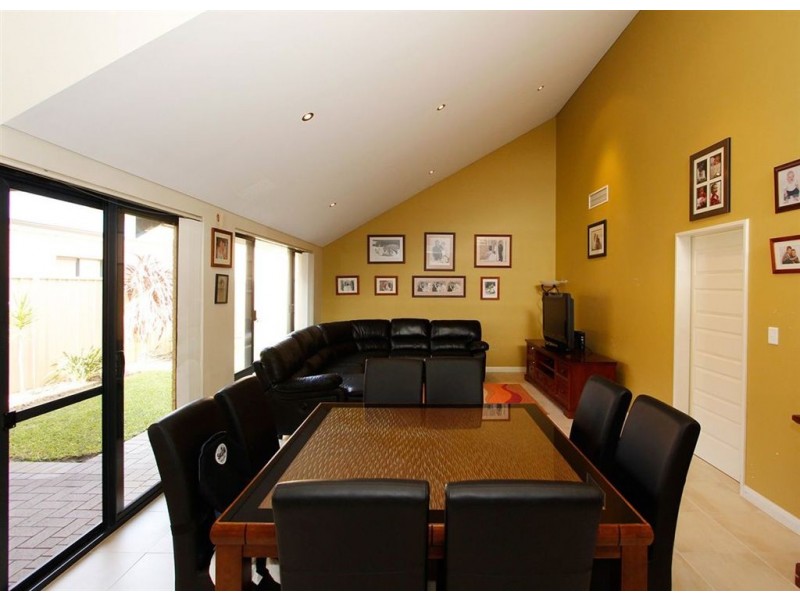 7 Friarbird Terrace, Beeliar WA 6164