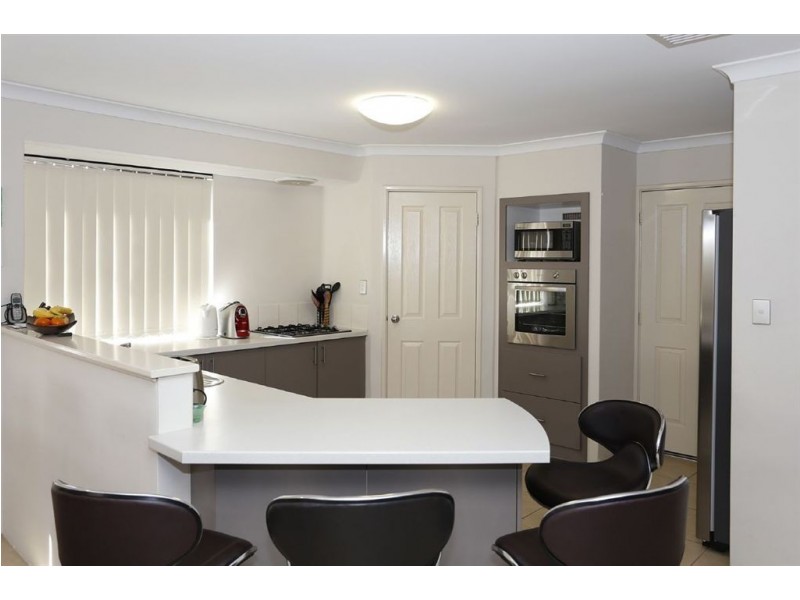 30 Seascapes Boulevard, Halls Head WA 6210