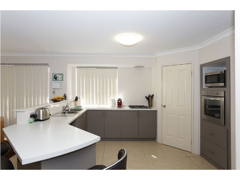 30 Seascapes Boulevard, Halls Head WA 6210