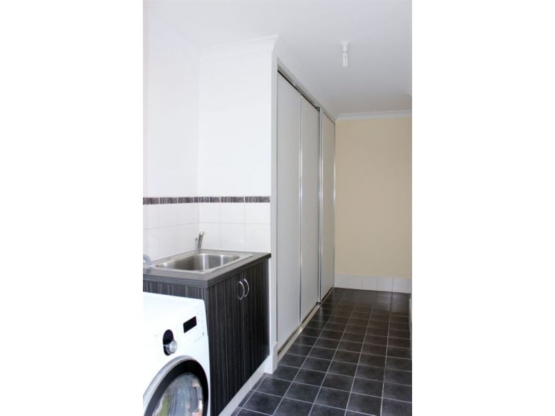 218 Wright Road, Harrisdale WA 6112