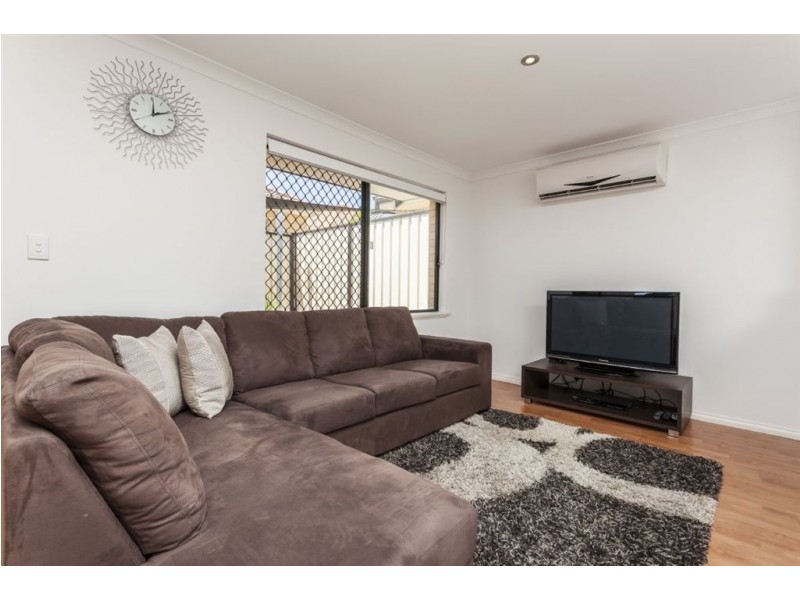 25c Anka Gardens, Munster WA 6166