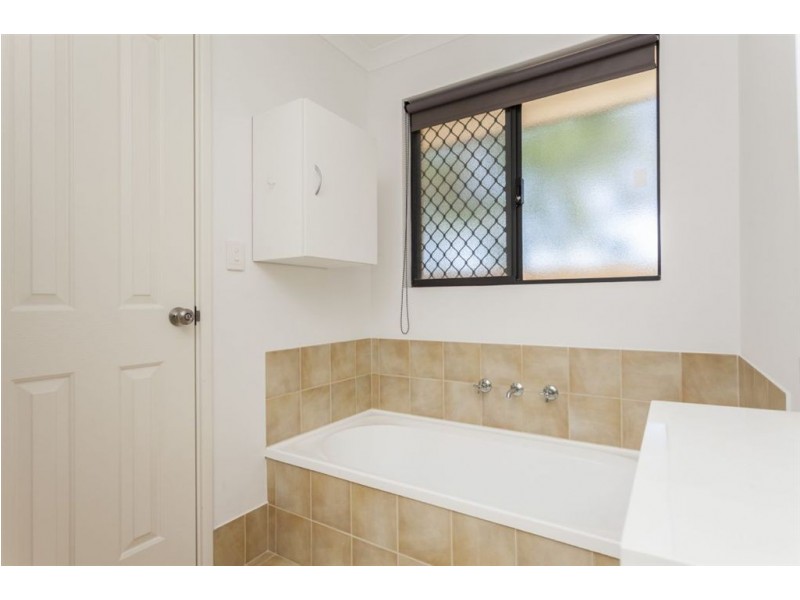 25c Anka Gardens, Munster WA 6166