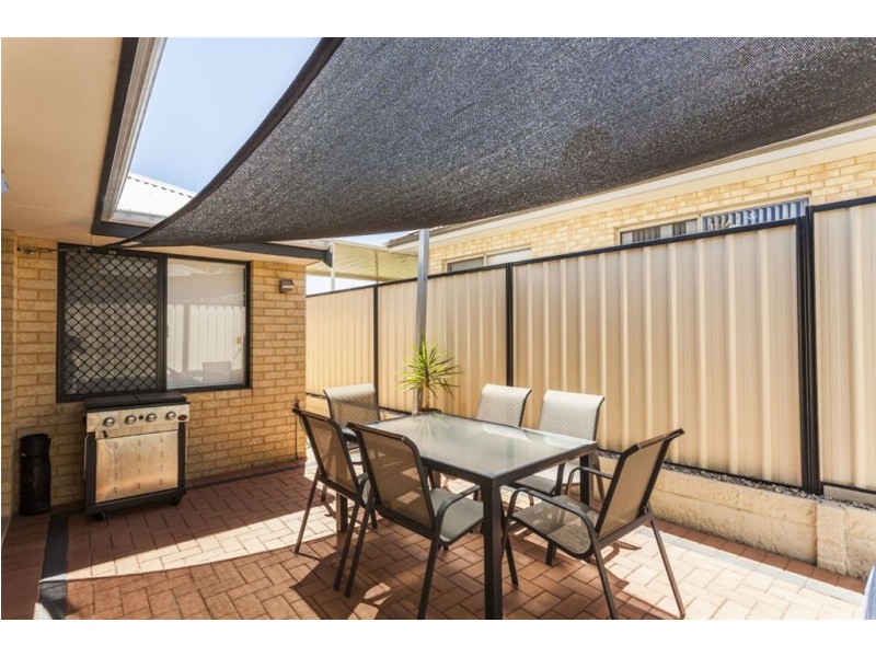 25c Anka Gardens, Munster WA 6166