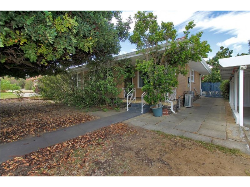 8 Joyce Avenue, Hamilton Hill WA 6163