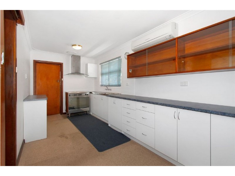 8 Joyce Avenue, Hamilton Hill WA 6163