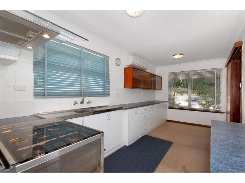 8 Joyce Avenue, Hamilton Hill WA 6163