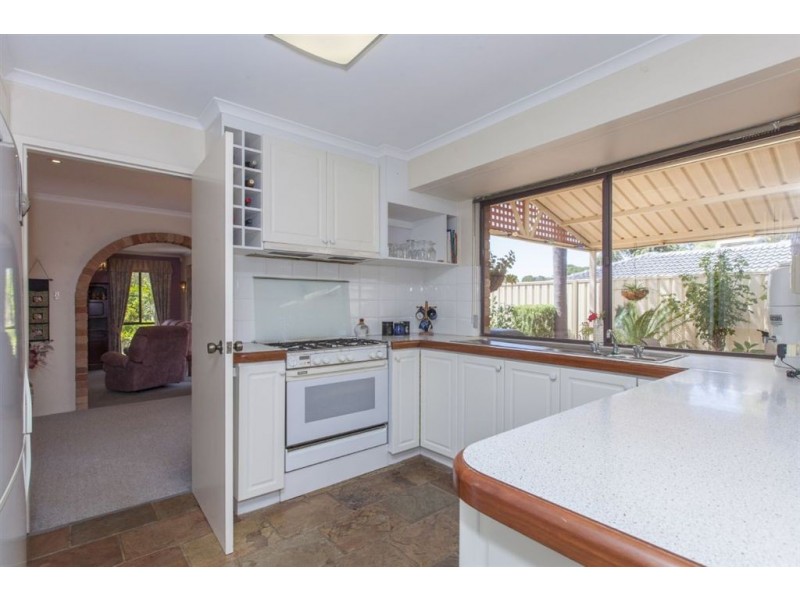 22 Gillett Drive, Kardinya WA 6163