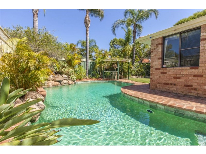 22 Gillett Drive, Kardinya WA 6163