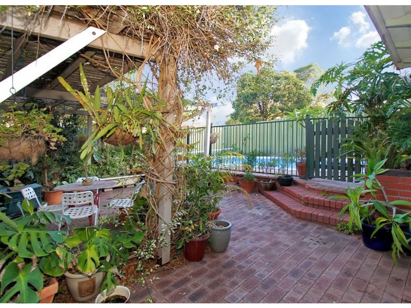 35 Bromley Road, Hilton WA 6163