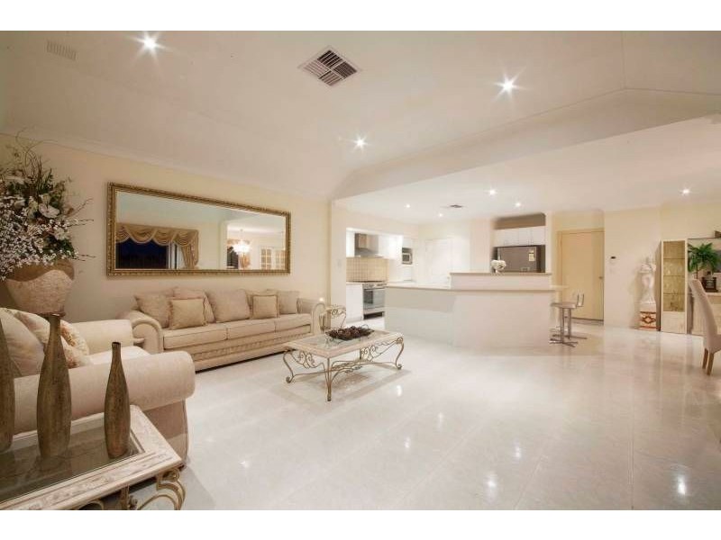 3 Aurora Drive, Atwell WA 6164