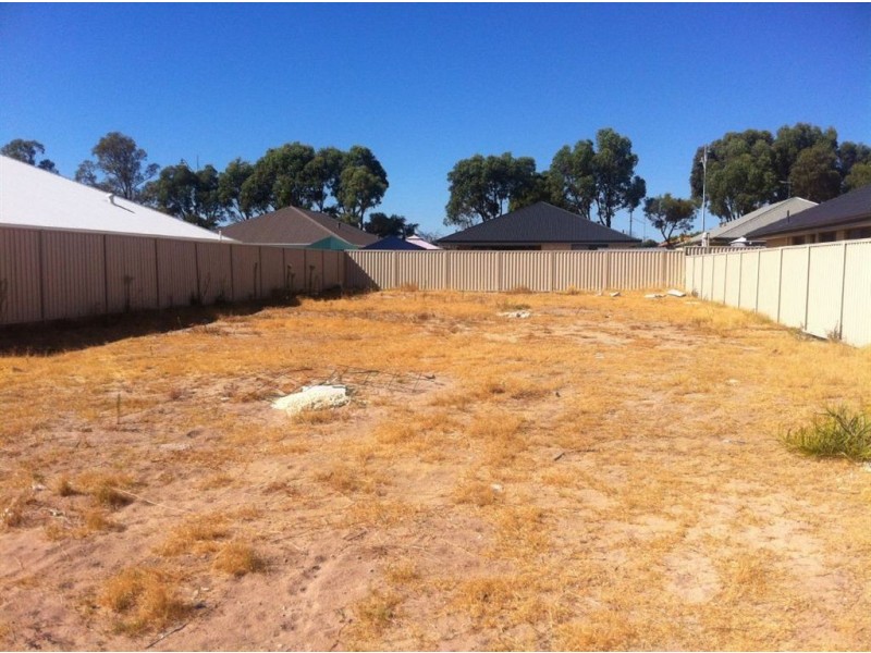 34 Sorrento Turn, Secret Harbour WA 6173