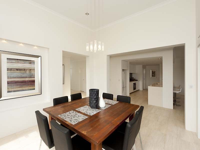 14 Huntress Avenue, North Coogee WA 6163