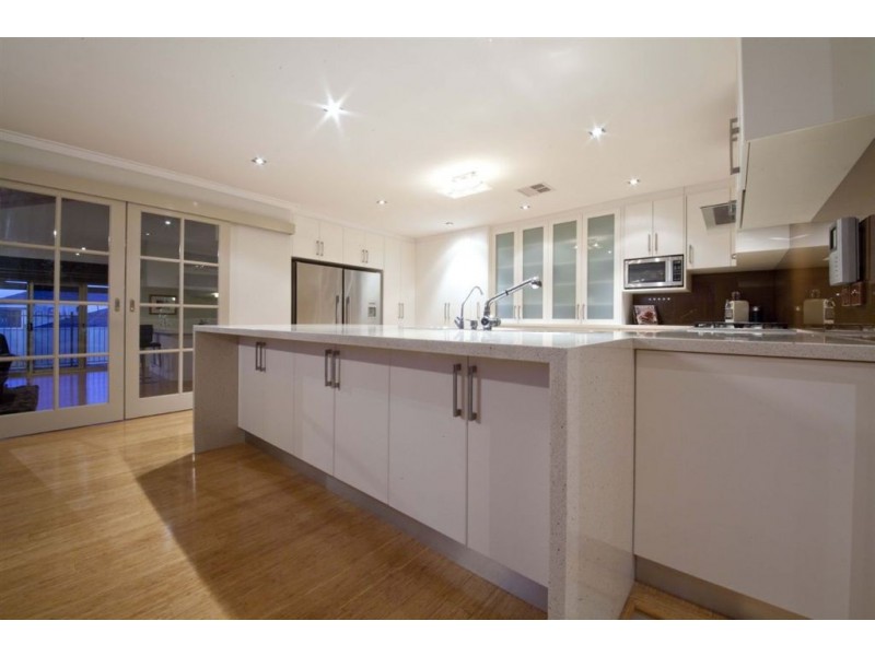 68 Saw Road, Kardinya WA 6163