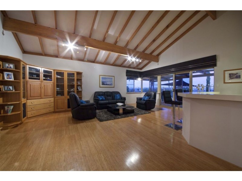 68 Saw Road, Kardinya WA 6163